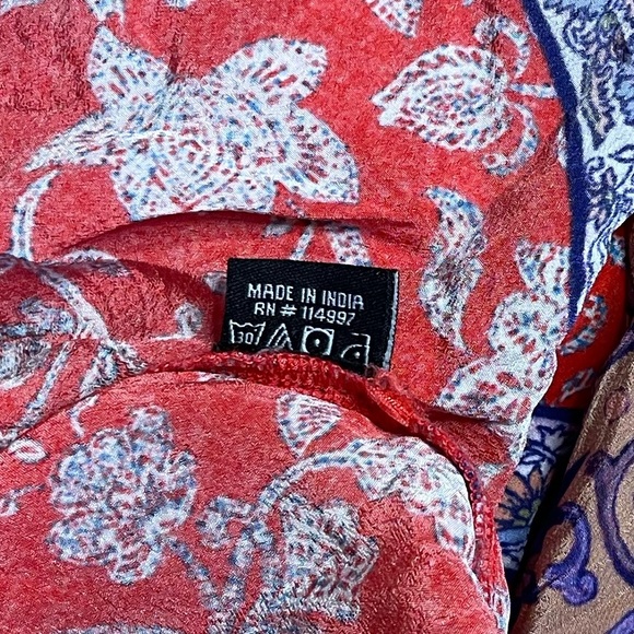 Tolani Off Shoulder Floral Print Blouse - Silky 100% Cupro, Flowly - Size M - Picture 5 of 10